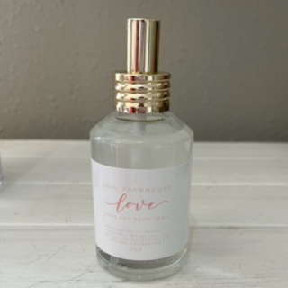 Love 4oz Linen & Room Spray